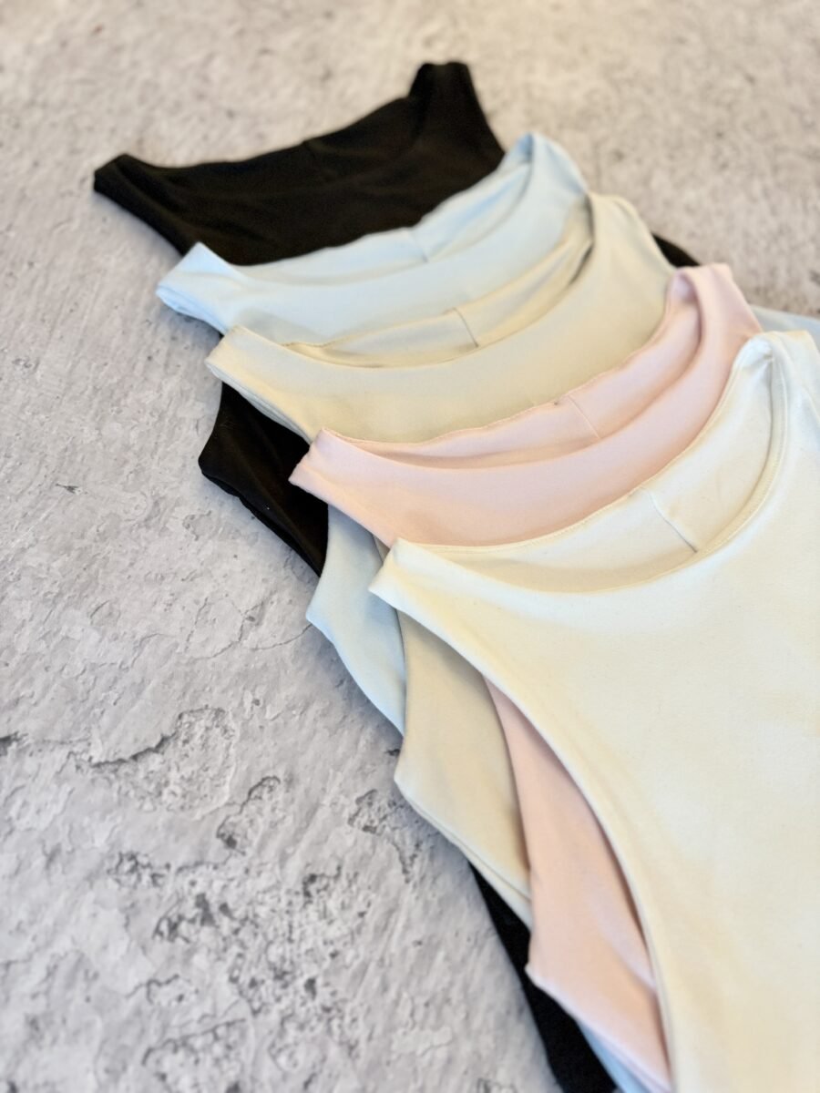 MUSCULOSA LARA