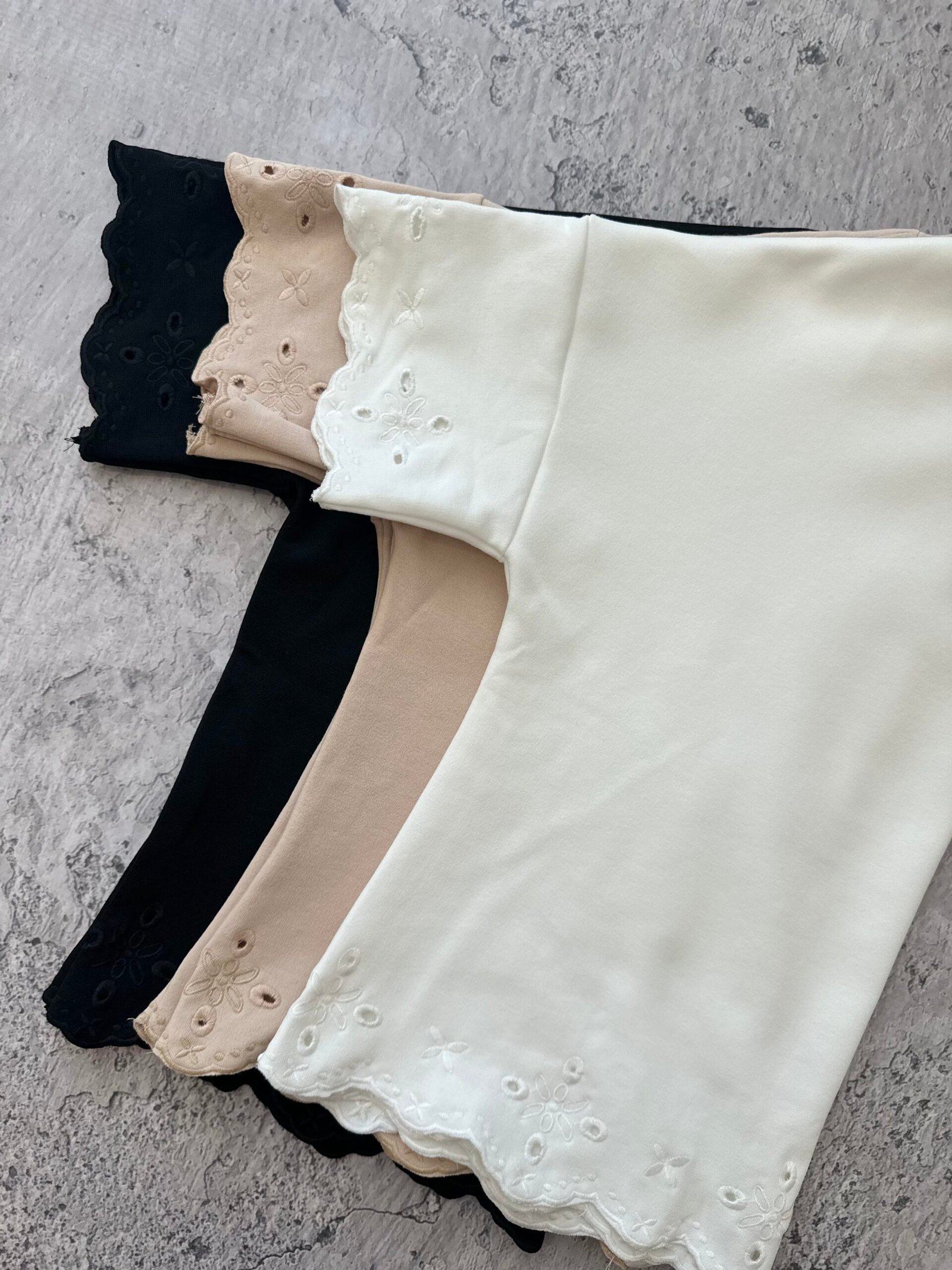 REMERA ROMA - Imagen 2