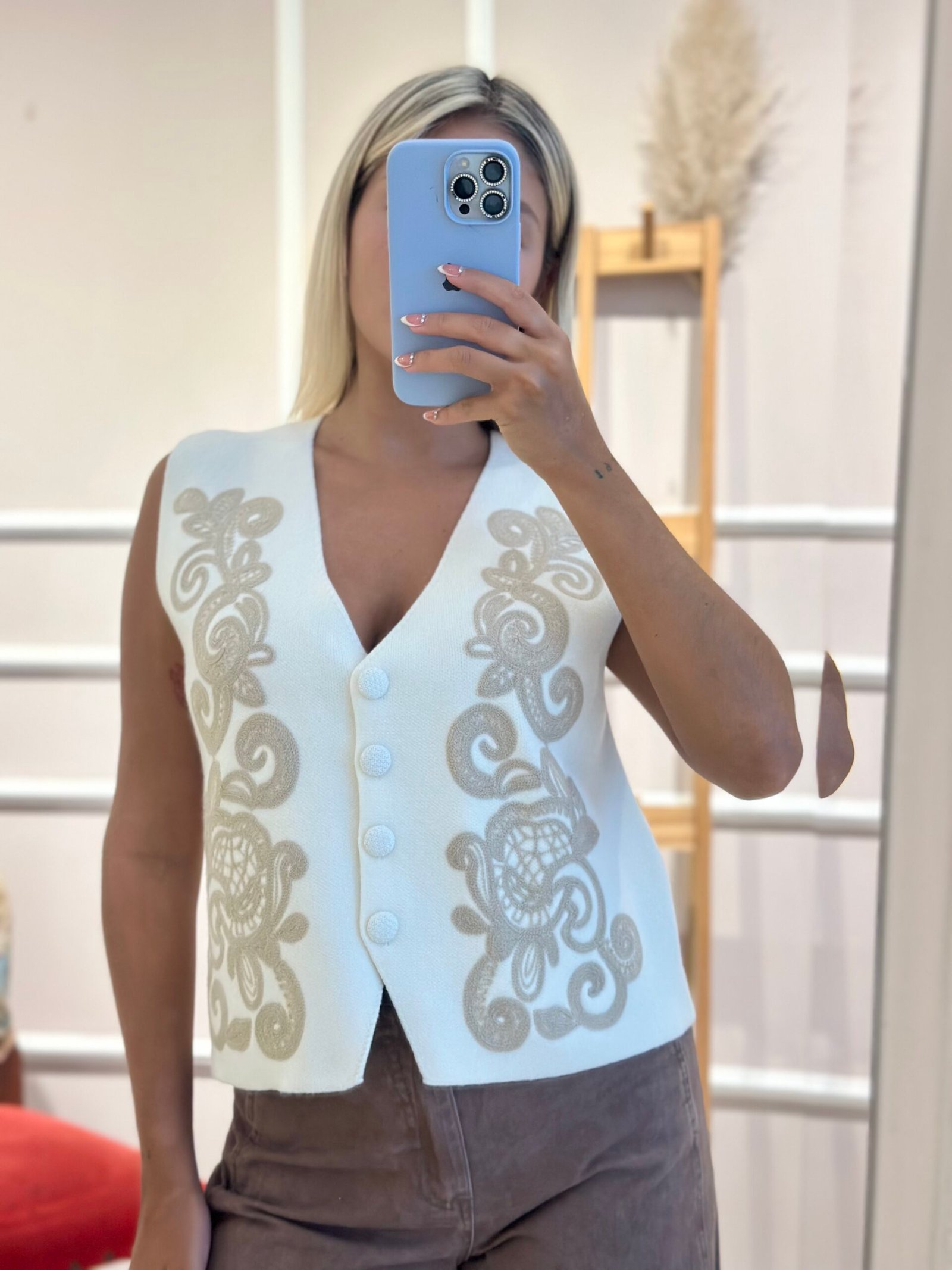 CHELECO GRECIA - Imagen 3