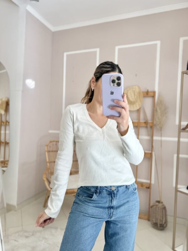 REMERA MAYA