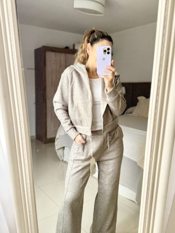 CONJUNTO MIA