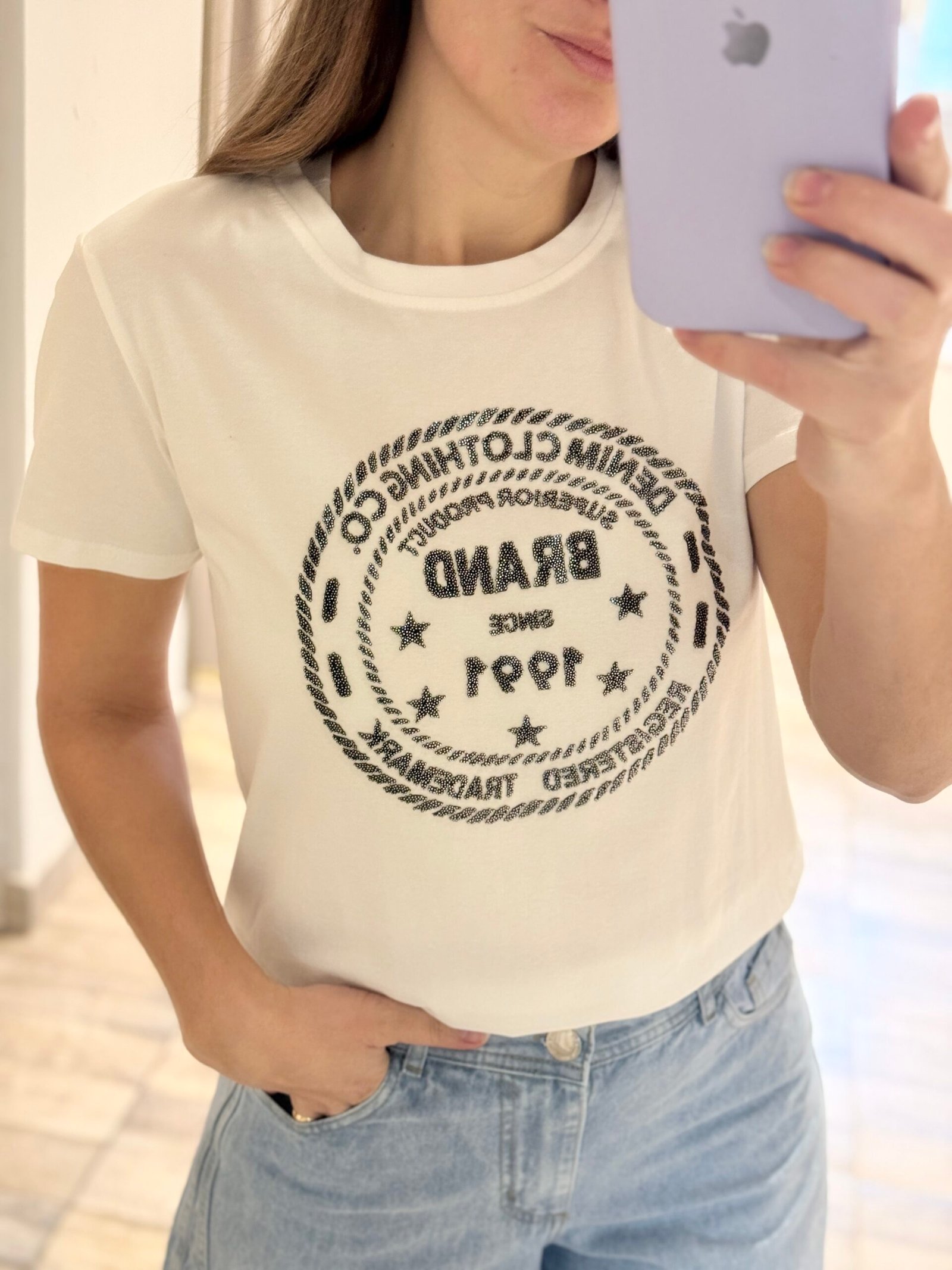 REMERA BRAND - Imagen 4