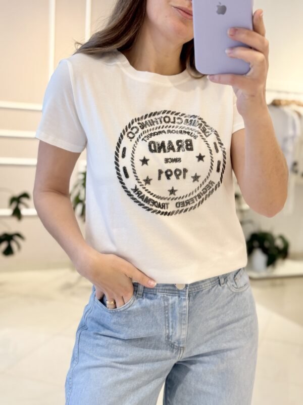 REMERA BRAND