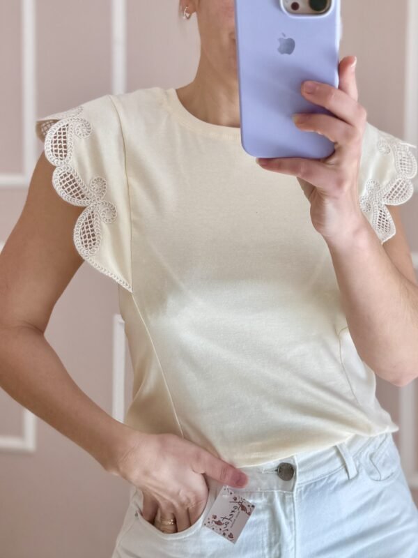 REMERA GIGI