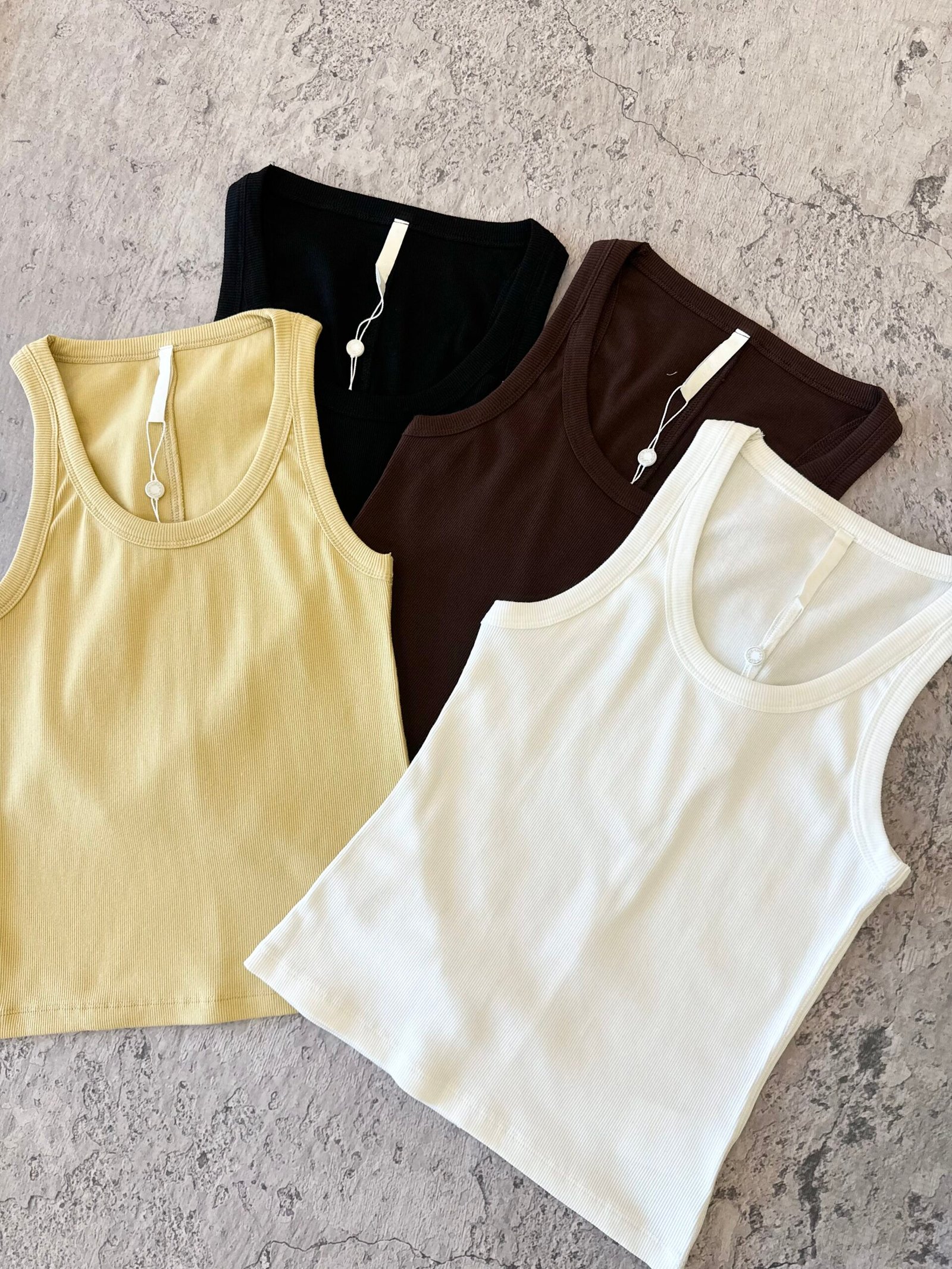MUSCULOSA AROA - Imagen 3